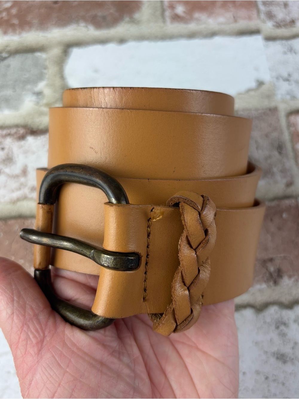 Genuine leather Unbranded Womens belt Braided detailing size Medium tan